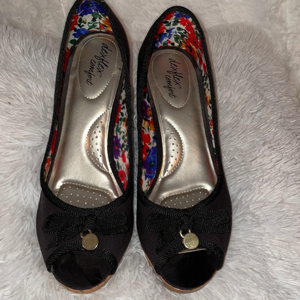 Black peep toe wedges - Picture 3 of 6